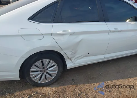 2019 Volkswagen Jetta 1.4T R-Line/1.4T S/1.4T Se from USA, damaged, VIN 3VWC57BUXKM064633